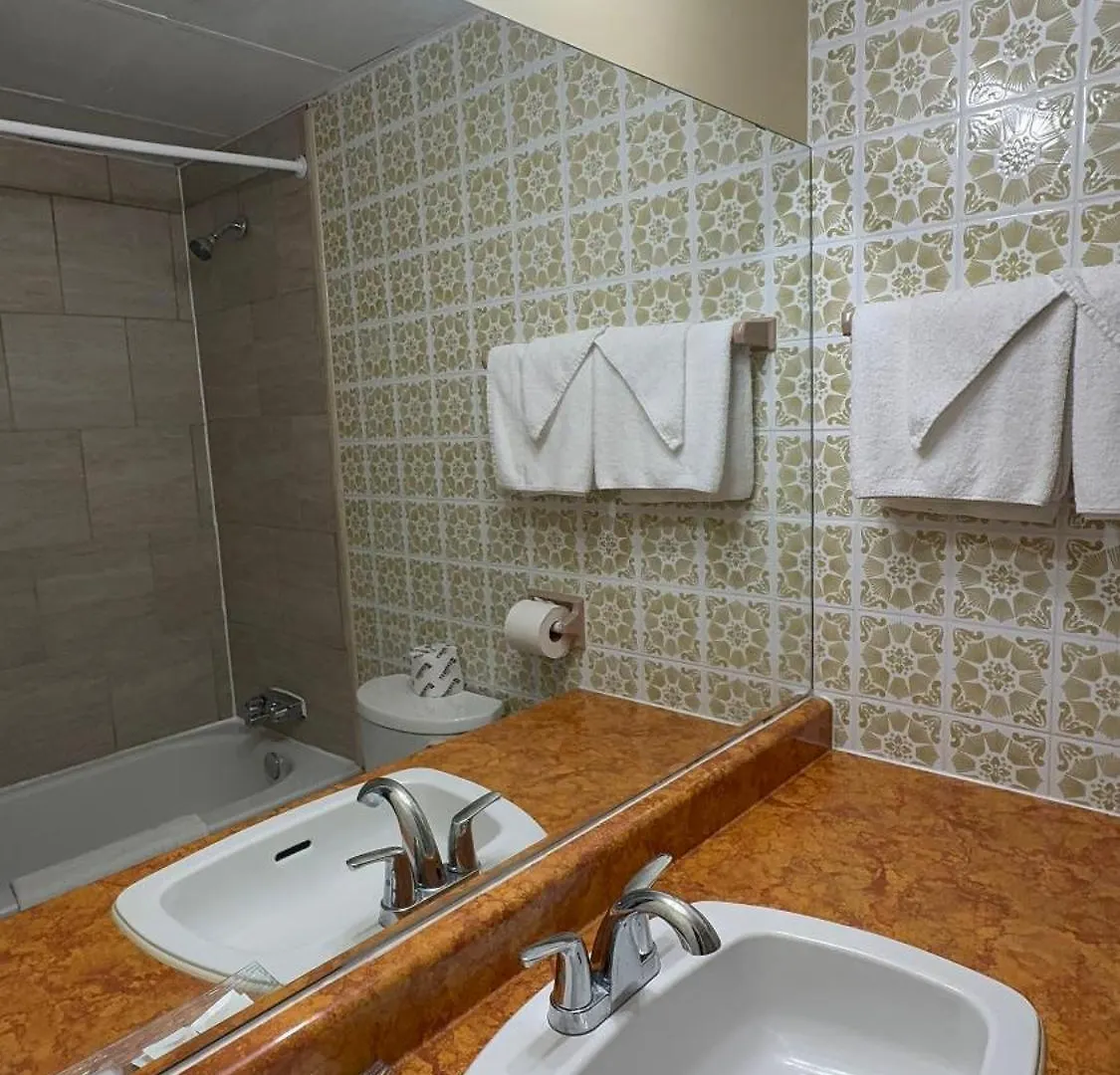 *** Hotel Empress Inn And Suites By The Falls Niagara Falls Canada