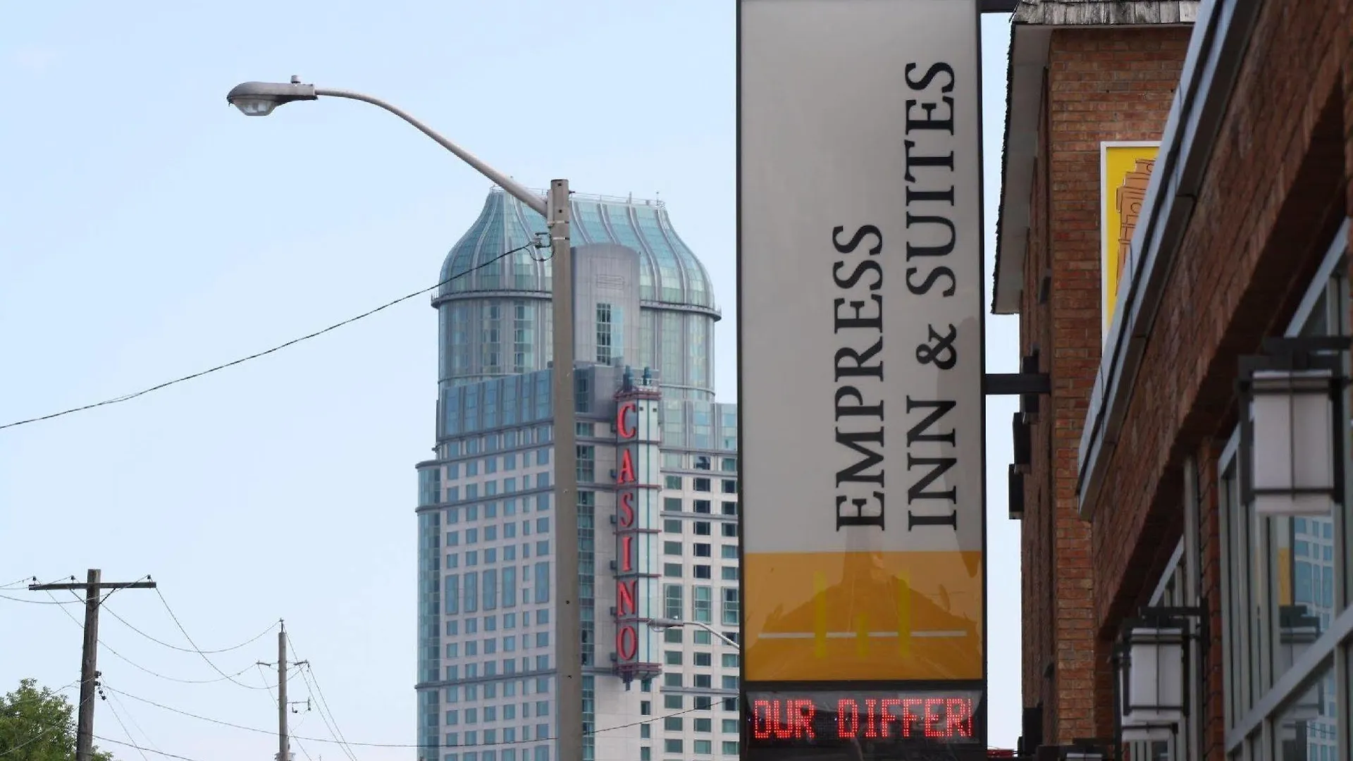 Hotel Empress Inn And Suites By The Falls Niagara Falls