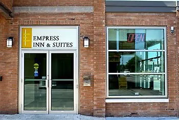 Hotel Empress Inn And Suites By The Falls Niagara Falls
