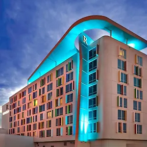 https://renaissance-edmonton-airport-hotel.edmonton-hotels.net