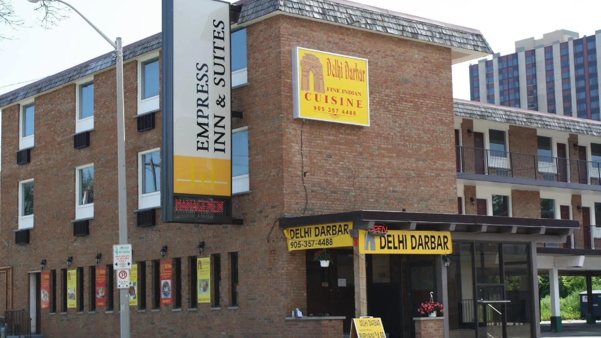 Empress Inn And Suites By The Falls Niagara Falls